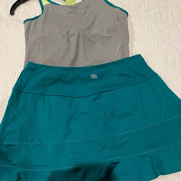 Womens Tail Tennis Outfit - Skirt and Top - Picture 2 of 4